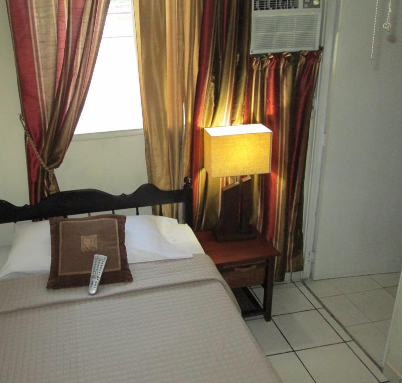 Hotel San Mateo Сан Салвадор Екстериор снимка